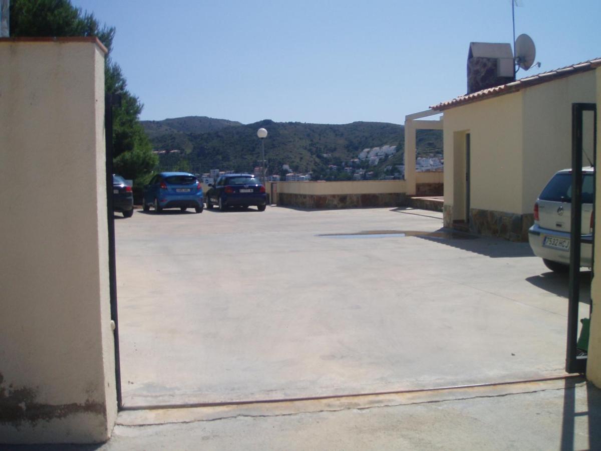 Marina 7 Apartment Roses Luaran gambar